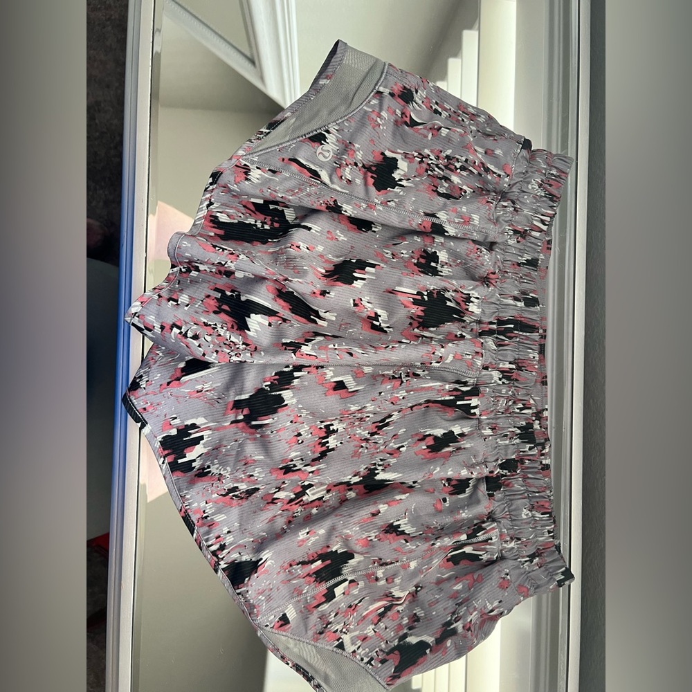 LULU HOTTY HOT SIZE 12 2 INCH SHORT